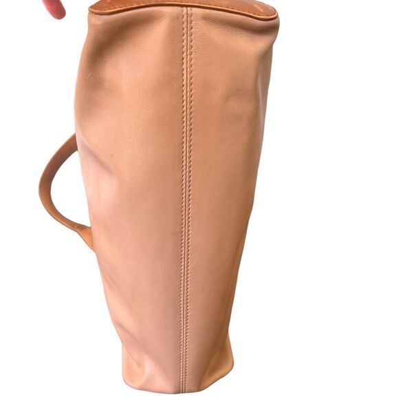 FRAME Two Textured shoulder bag in tan leather - Picture 11 of 16